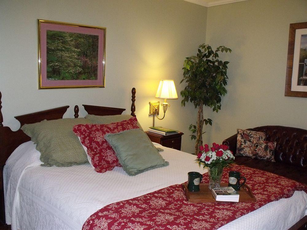 Hemlock Inn Blowing Rock Esterno foto