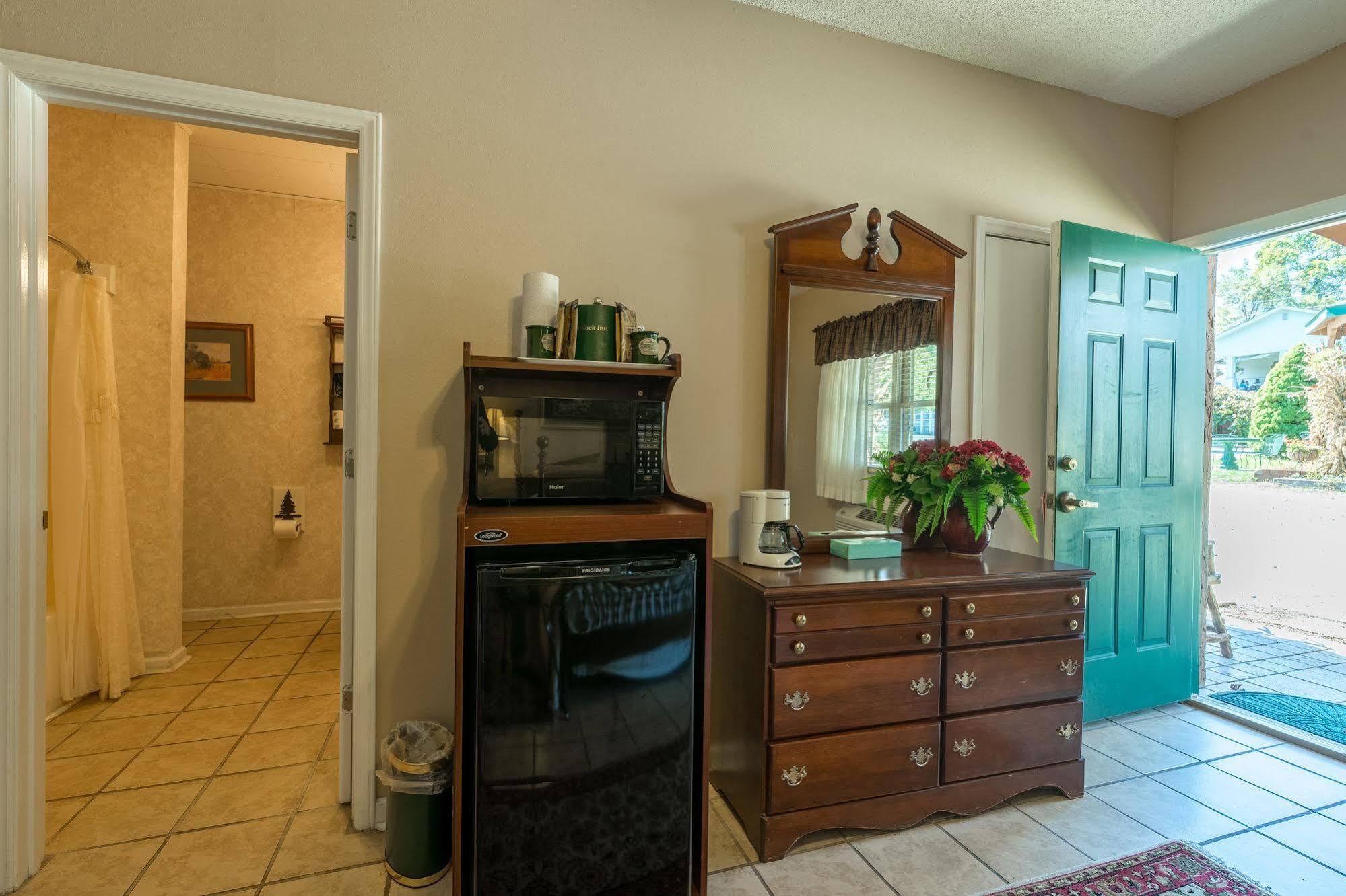 Hemlock Inn Blowing Rock Esterno foto