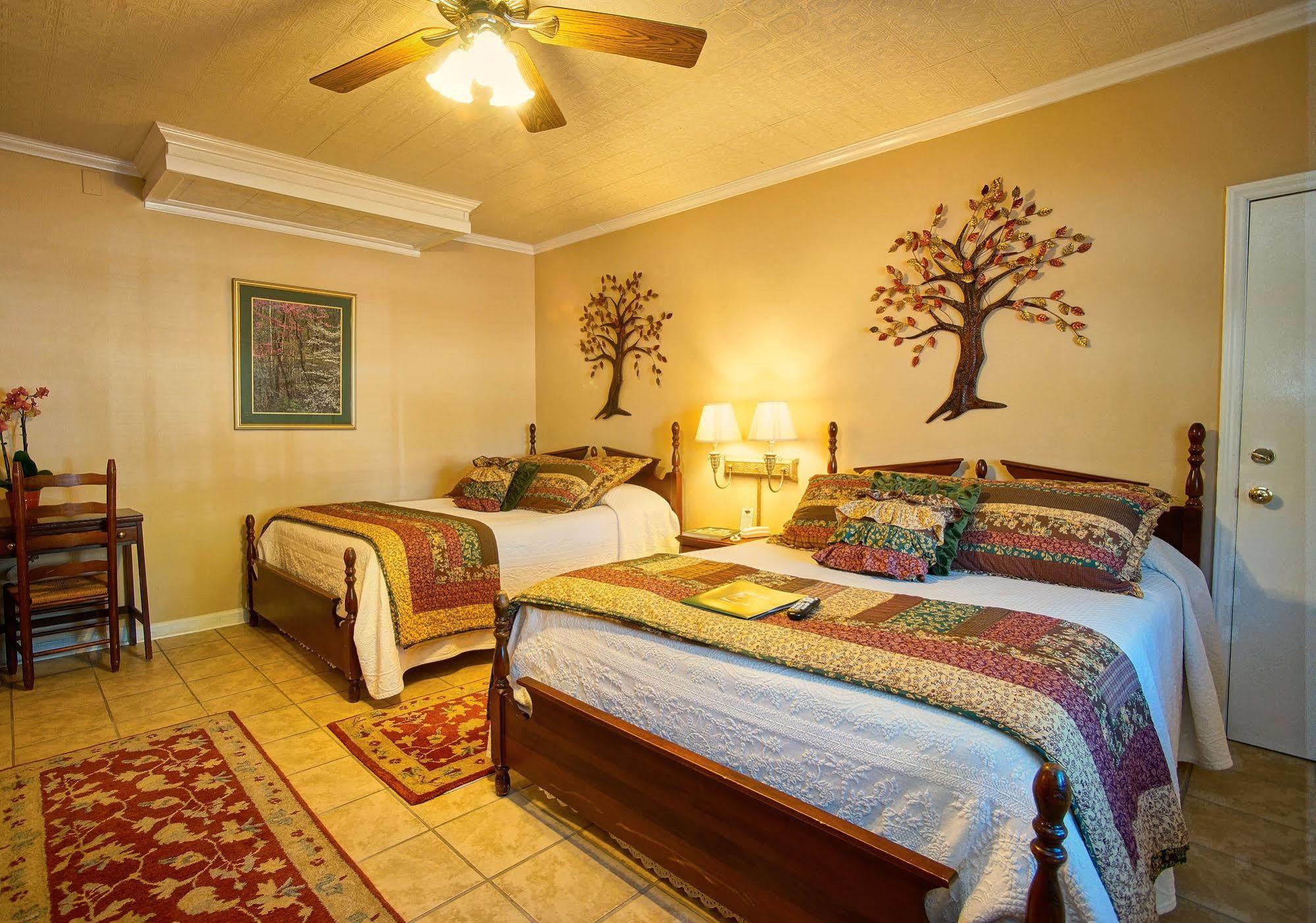 Hemlock Inn Blowing Rock Esterno foto